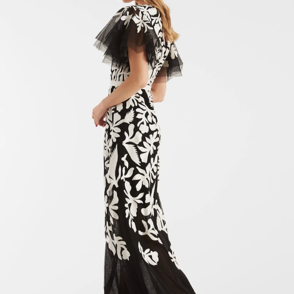 Sachin & Babi Ryan Gown 4
